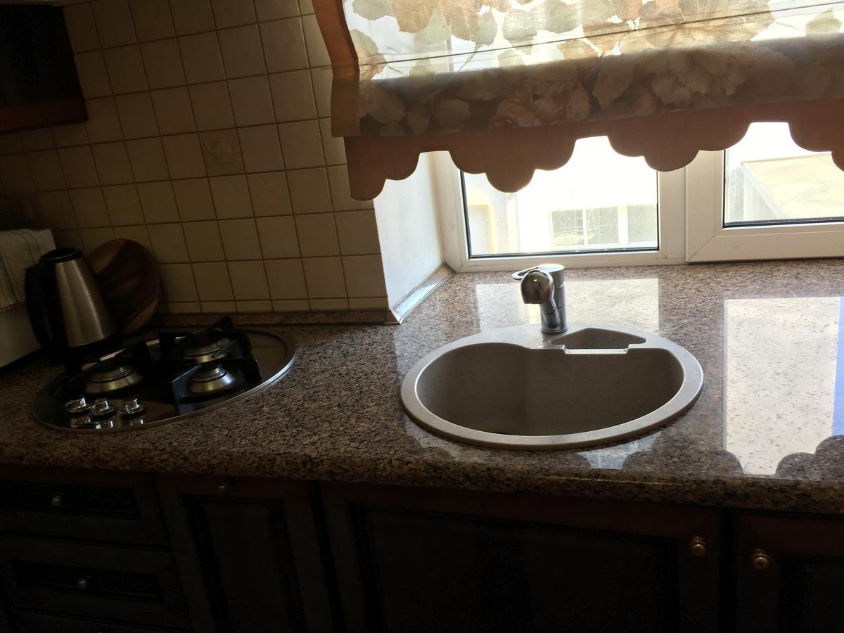 Beautiful Apartment In The Center Of Виниця Екстериор снимка